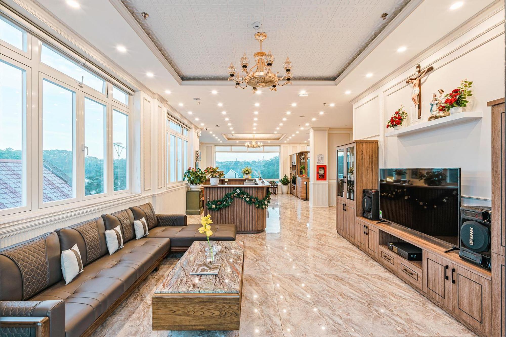 Pine View Hotel Dalat Экстерьер фото